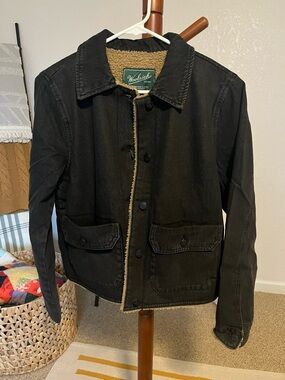 Woolrich Black Coat with Tan Sherpa Lining